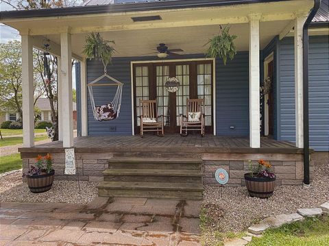 Tiny photo for 1958 Newark Road, Zanesville, OH 43701 (MLS # 225044927)