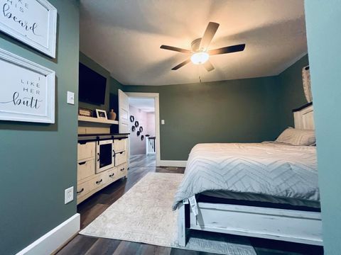 Tiny photo for 1958 Newark Road, Zanesville, OH 43701 (MLS # 225044927)