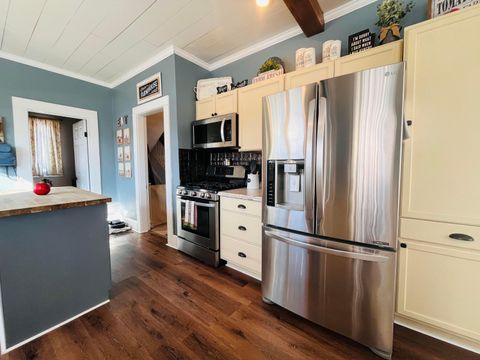 Tiny photo for 1958 Newark Road, Zanesville, OH 43701 (MLS # 225044927)