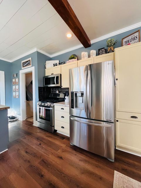 Tiny photo for 1958 Newark Road, Zanesville, OH 43701 (MLS # 225044927)