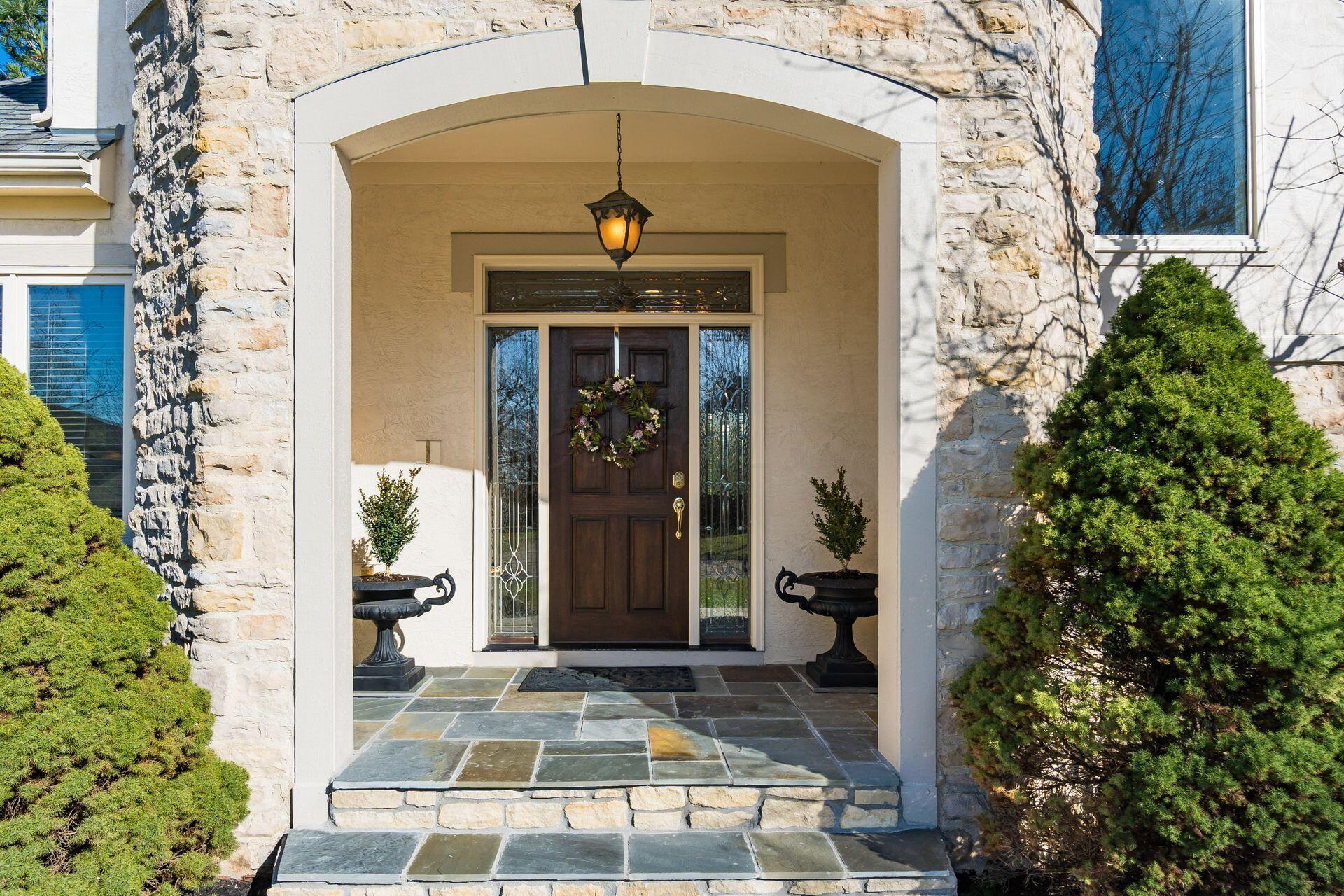 4552 N Hampton Drive