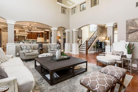 Tiny photo for 4552 N Hampton Drive, Dublin, OH 43016 (MLS # 226007293)