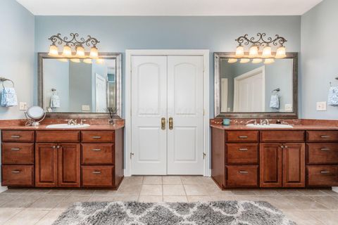 Tiny photo for 4552 N Hampton Drive, Dublin, OH 43016 (MLS # 226007293)