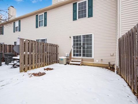 Tiny photo for 1668 Blackhorse Lane 157B #157B, Hilliard, OH 43026 (MLS # 225045784)