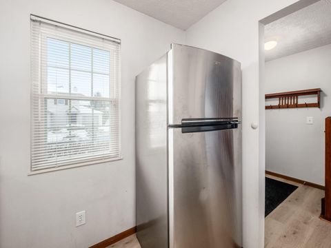 Tiny photo for 1668 Blackhorse Lane 157B #157B, Hilliard, OH 43026 (MLS # 225045784)