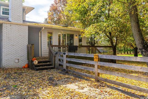 Tiny photo for 10937 Johnstown Road, New Albany, OH 43054 (MLS # 223037066)