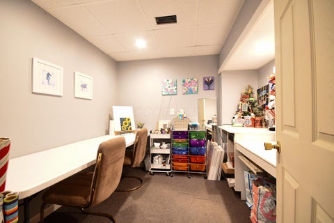 Tiny photo for 5891 Oak Path Lane, Columbus, OH 43213 (MLS # 226032958)