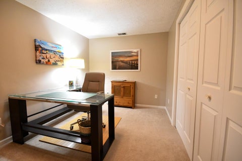 Tiny photo for 5891 Oak Path Lane, Columbus, OH 43213 (MLS # 226032958)
