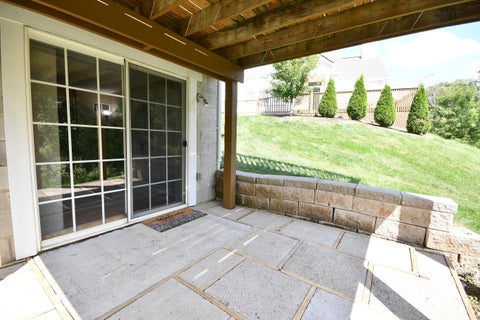 Tiny photo for 5891 Oak Path Lane, Columbus, OH 43213 (MLS # 226032958)