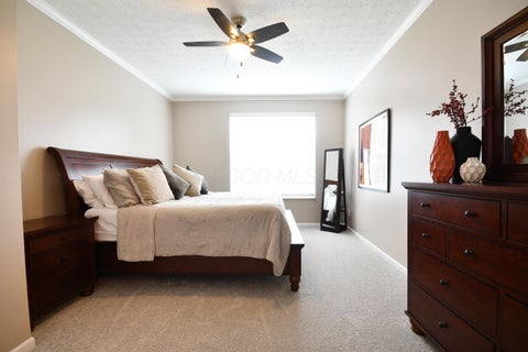 Tiny photo for 5891 Oak Path Lane, Columbus, OH 43213 (MLS # 226032958)