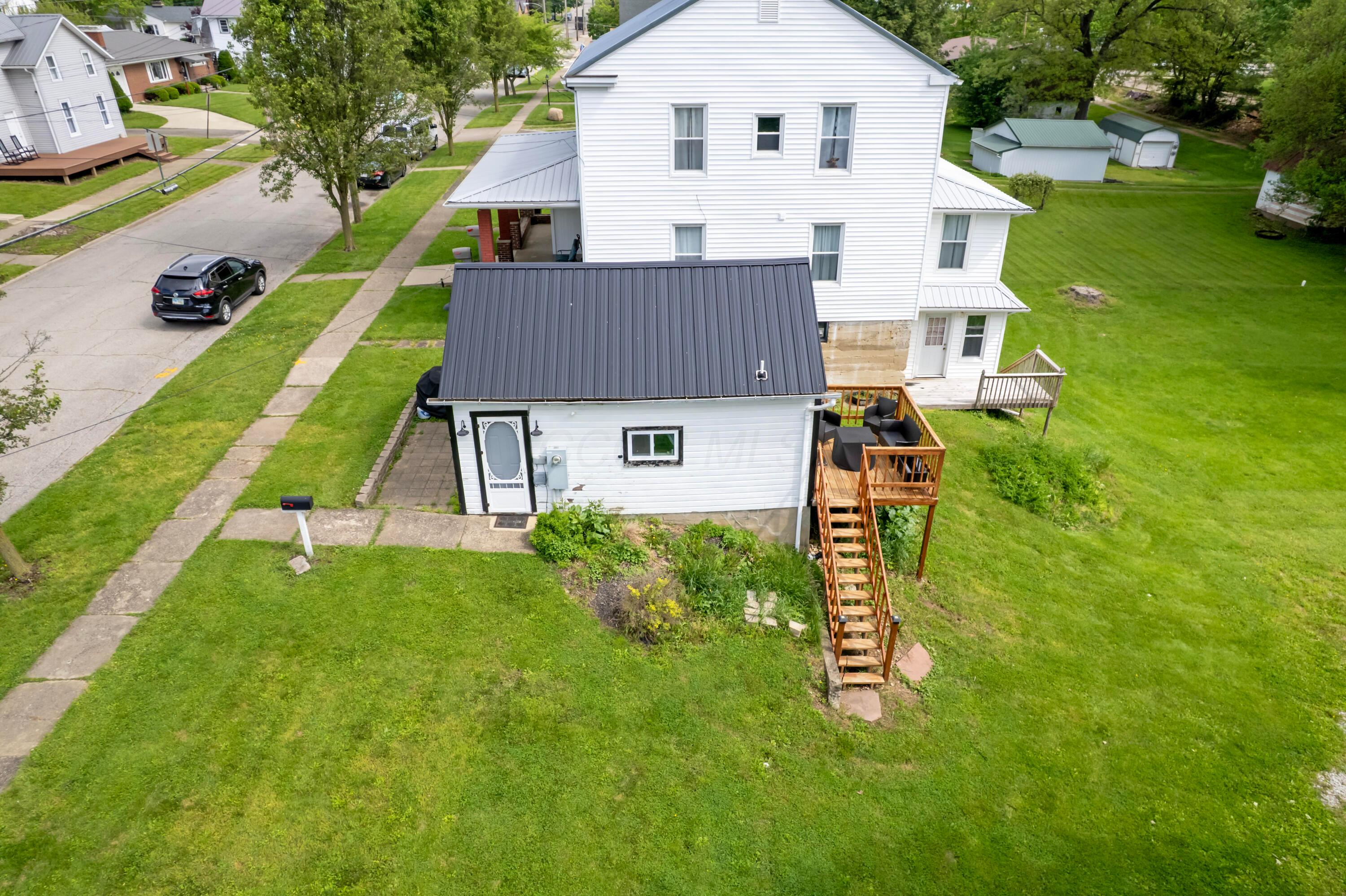 235 S Wood Street, Loudonville, Ohio image 20