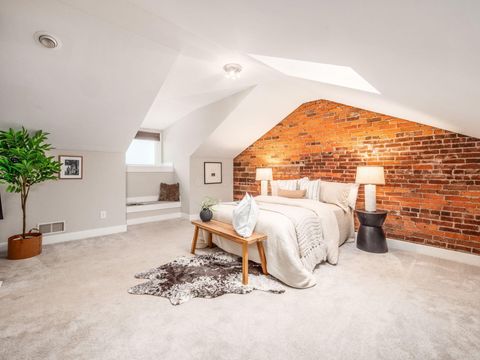 Tiny photo for 1276 N High Street 402 #402, Columbus, OH 43201 (MLS # 226005203)