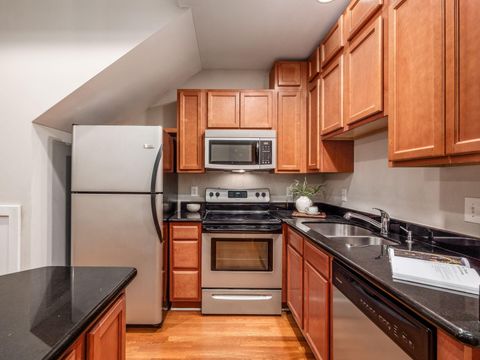 Tiny photo for 1276 N High Street 402 #402, Columbus, OH 43201 (MLS # 226005203)