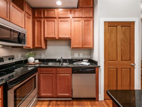 Tiny photo for 1276 N High Street 402 #402, Columbus, OH 43201 (MLS # 226005203)