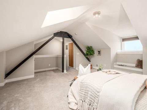 Tiny photo for 1276 N High Street 402 #402, Columbus, OH 43201 (MLS # 226005203)