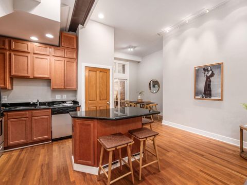 Tiny photo for 1276 N High Street 402 #402, Columbus, OH 43201 (MLS # 226005203)