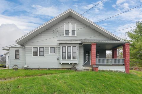 Photo of 125 E Marion Street, Mount Gilead, OH 43338 (MLS # 225043870)