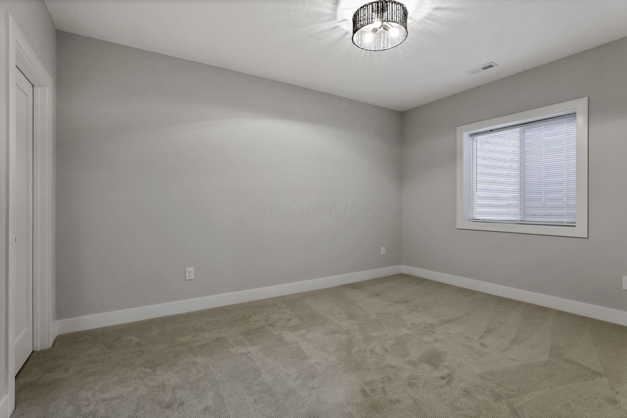 Columbus, Ohio 43205, United States, 4 Bedrooms Bedrooms, ,4 BathroomsBathrooms,Residential,Active,247990