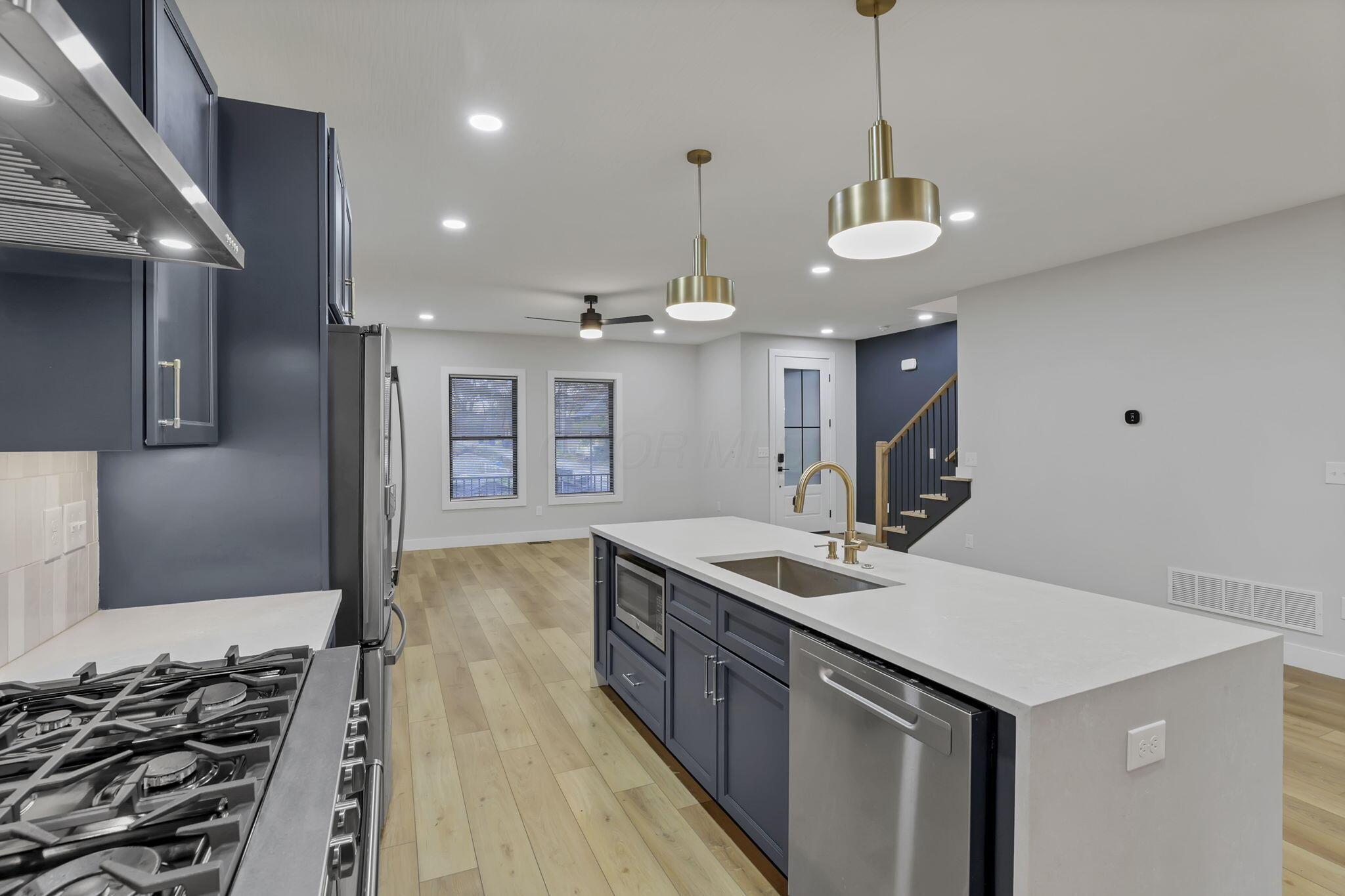 Columbus, Ohio 43205, United States, 4 Bedrooms Bedrooms, ,4 BathroomsBathrooms,Residential,Active,247990