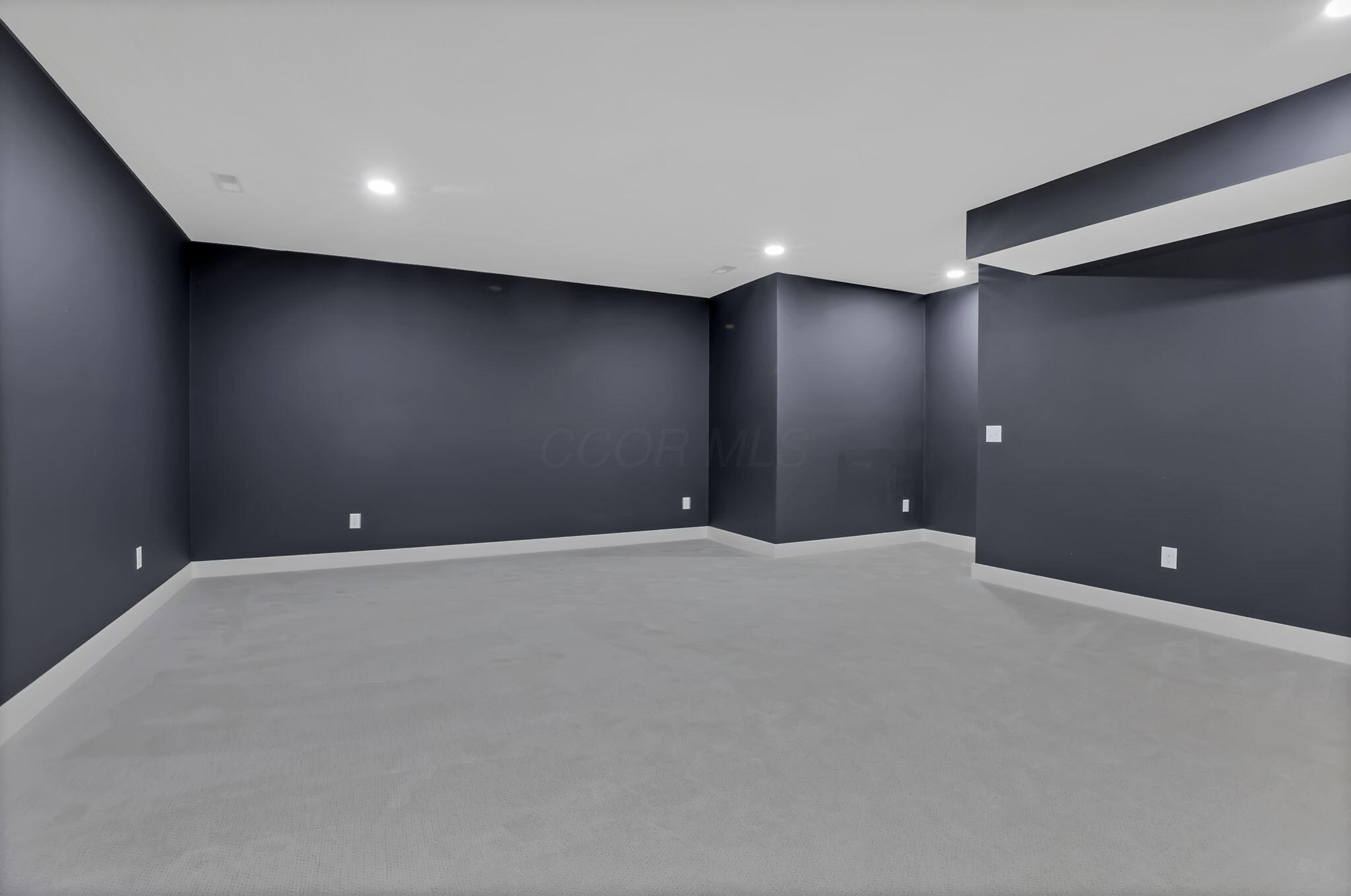 Columbus, Ohio 43205, United States, 4 Bedrooms Bedrooms, ,4 BathroomsBathrooms,Residential,Active,247990