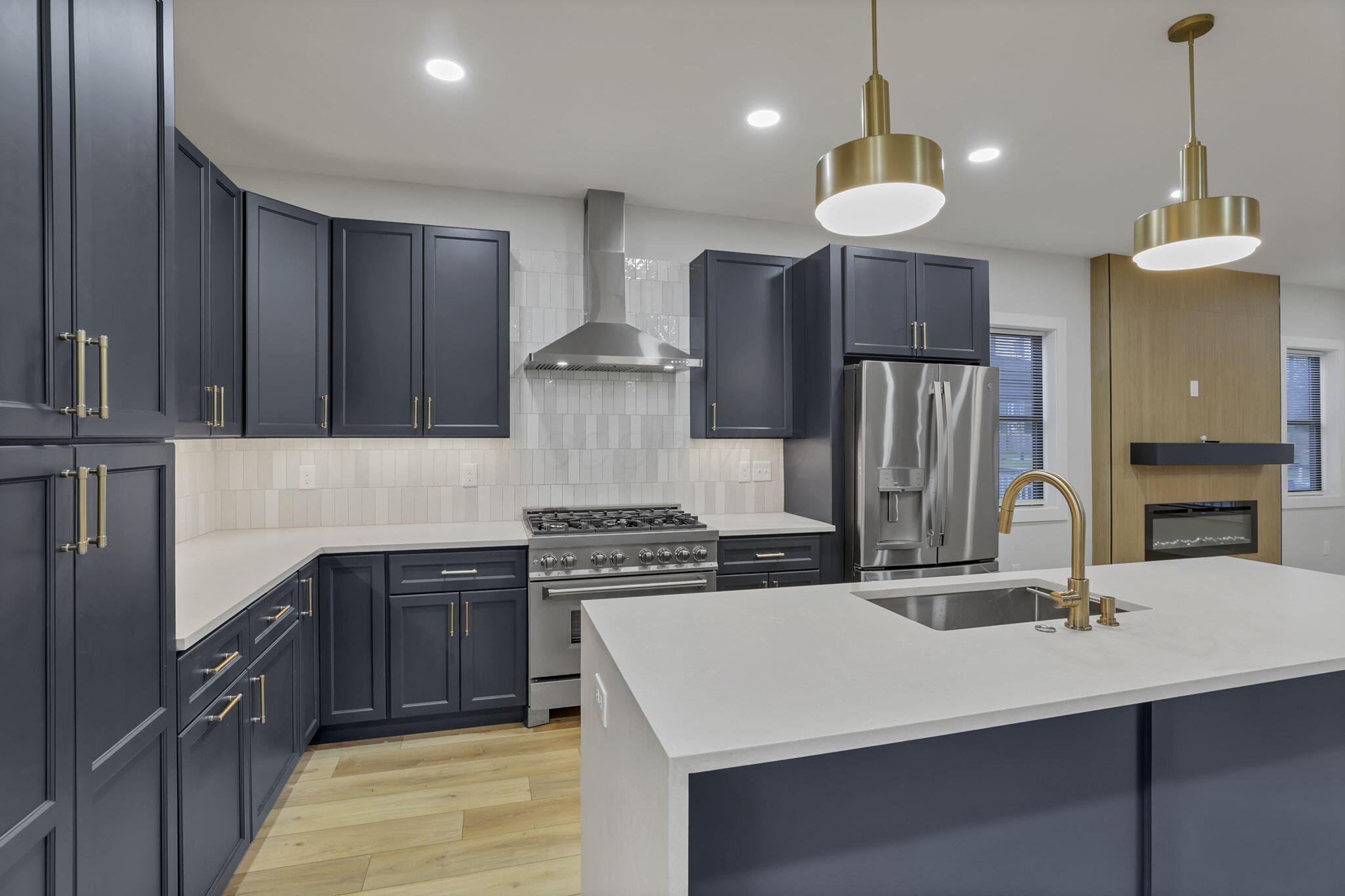 Columbus, Ohio 43205, United States, 4 Bedrooms Bedrooms, ,4 BathroomsBathrooms,Residential,Active,247990