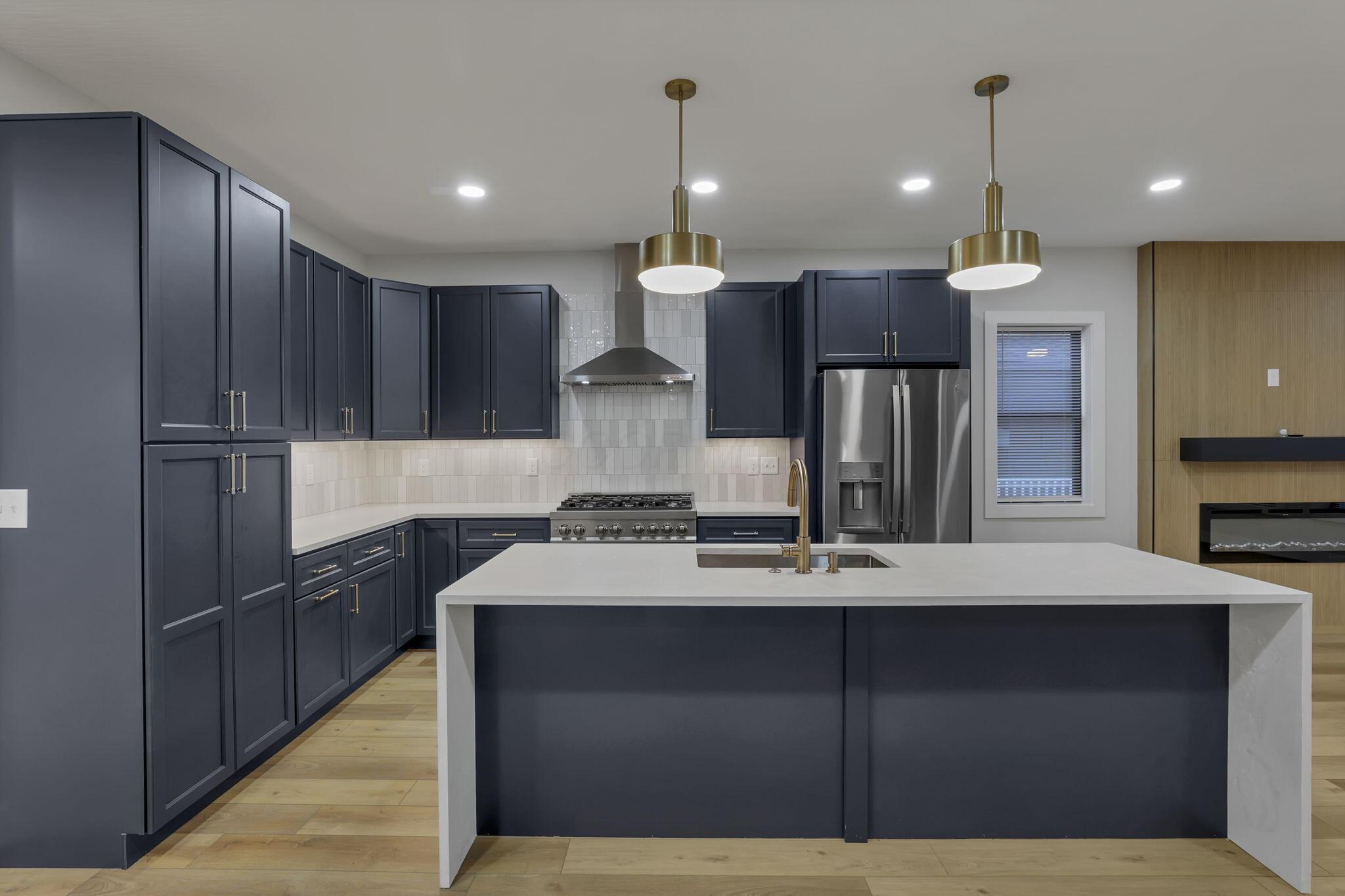 Columbus, Ohio 43205, United States, 4 Bedrooms Bedrooms, ,4 BathroomsBathrooms,Residential,Active,247990