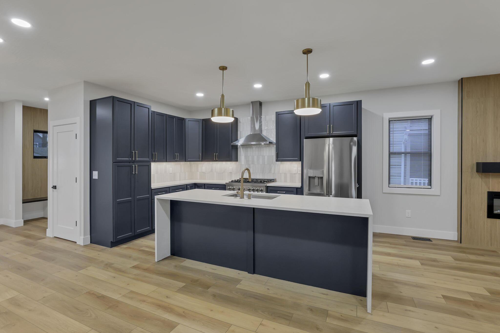 Columbus, Ohio 43205, United States, 4 Bedrooms Bedrooms, ,4 BathroomsBathrooms,Residential,Active,247990