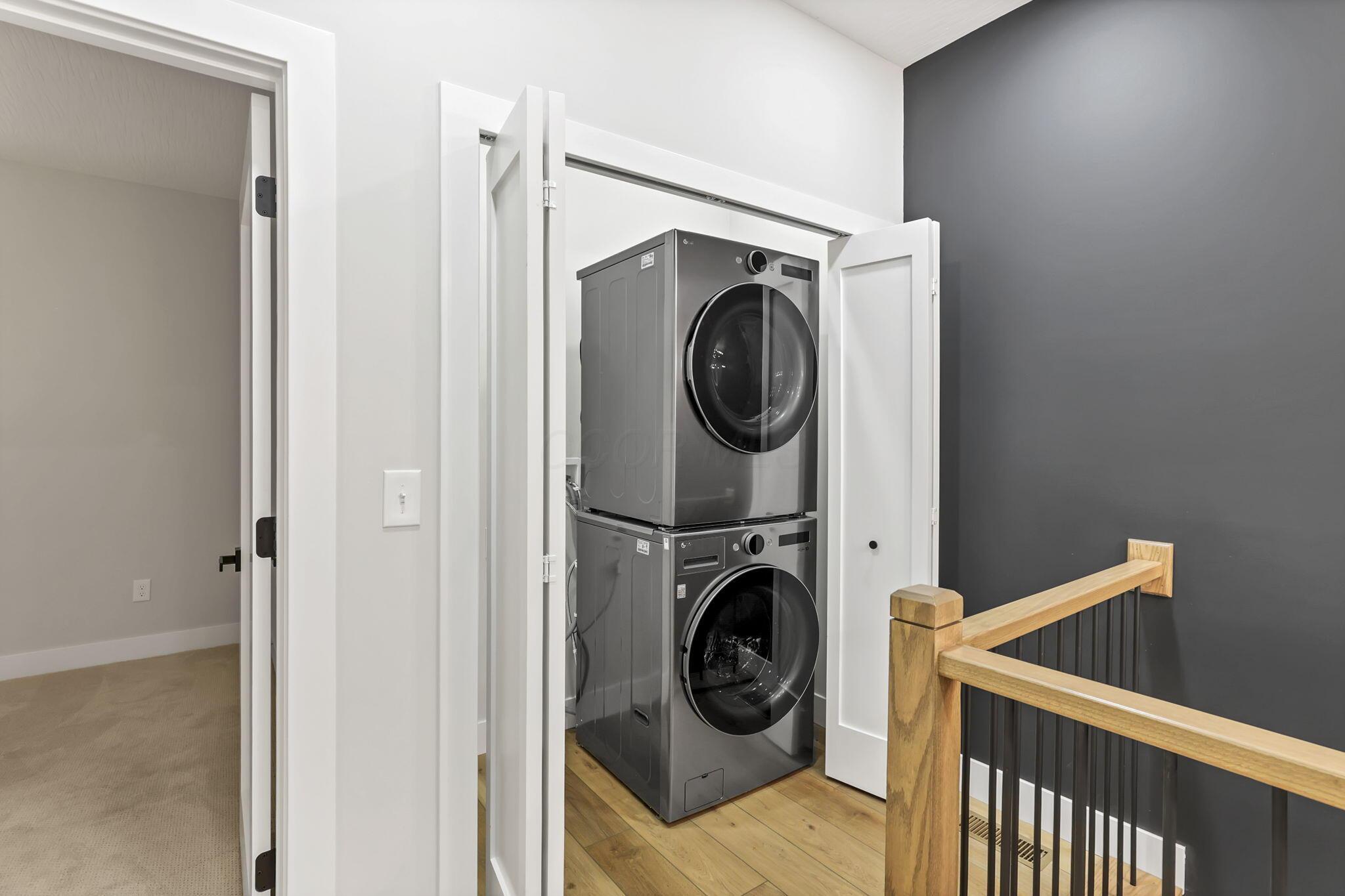 Columbus, Ohio 43205, United States, 4 Bedrooms Bedrooms, ,4 BathroomsBathrooms,Residential,Active,247990