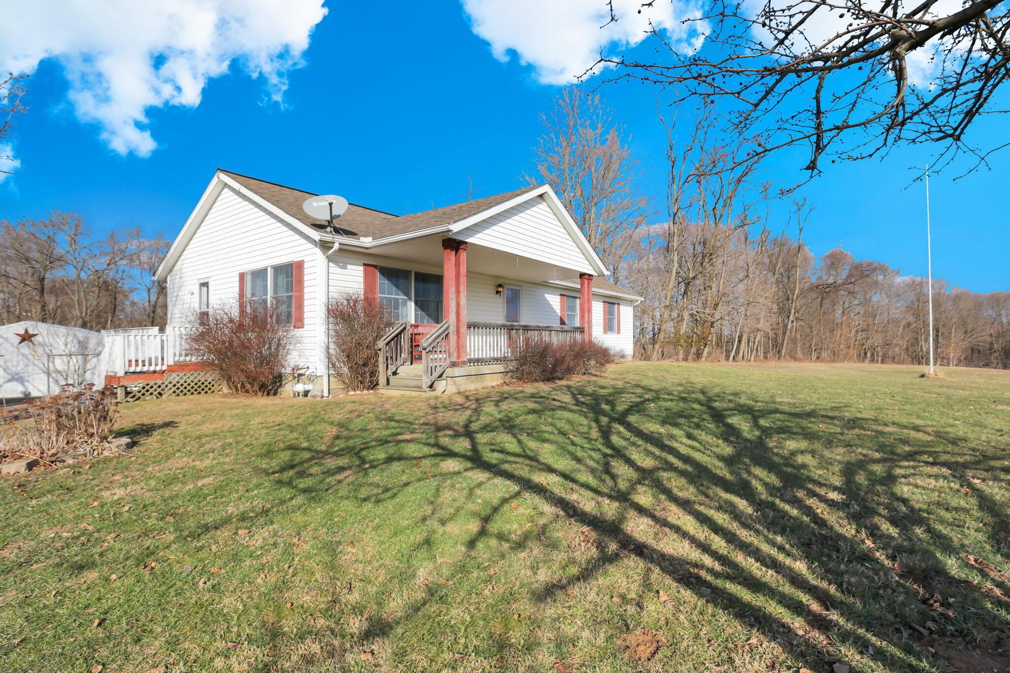 10720 Township Rd 92, Somerset, Ohio image 35