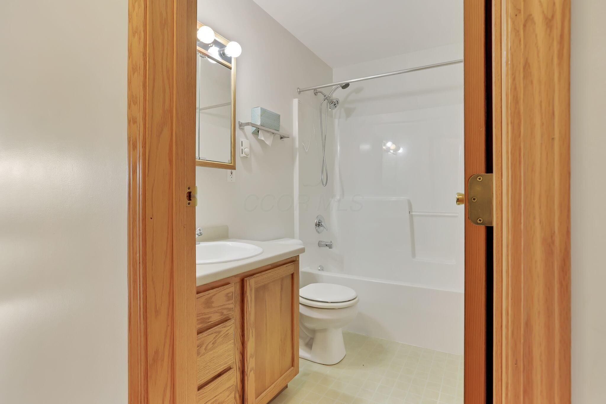 10720 Township Rd 92, Somerset, Ohio image 21