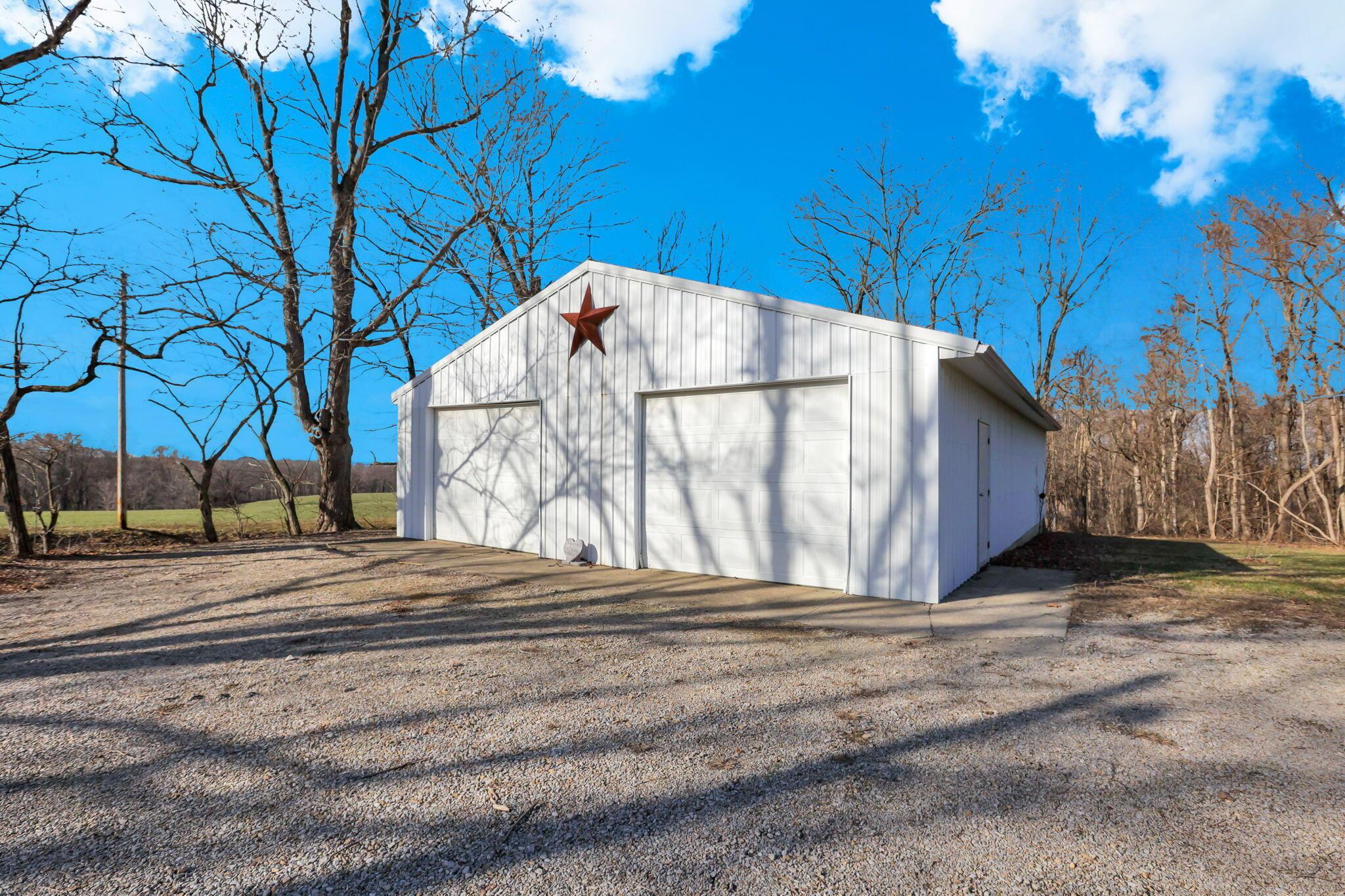 10720 Township Rd 92, Somerset, Ohio image 43