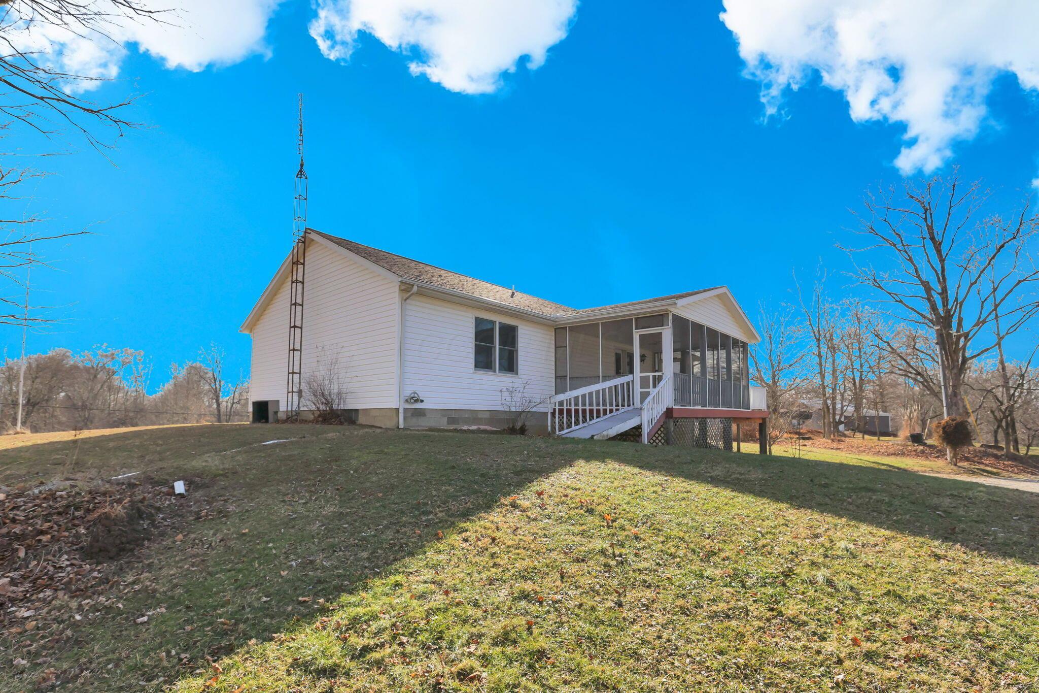 10720 Township Rd 92, Somerset, Ohio image 40
