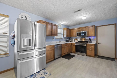 Tiny photo for 3926 Genteel Drive, Grove City, OH 43123 (MLS # 226031558)