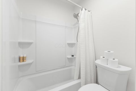 Tiny photo for 3231 Stonecrest Court 40 #40, Columbus, OH 43221 (MLS # 226002454)