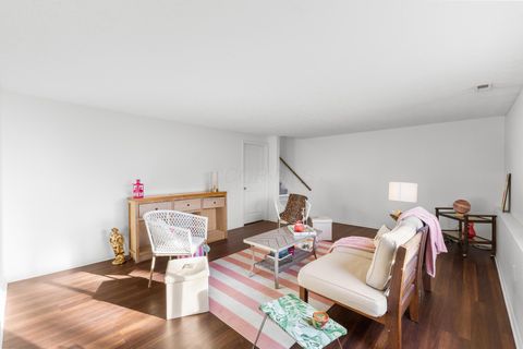 Tiny photo for 3231 Stonecrest Court 40 #40, Columbus, OH 43221 (MLS # 226002454)