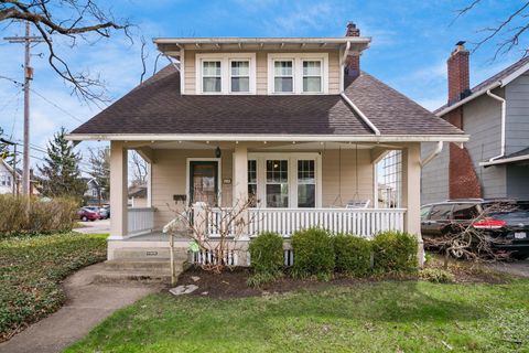 Photo of 415 E Weber Road, Columbus, OH 43202 (MLS # 226009148)