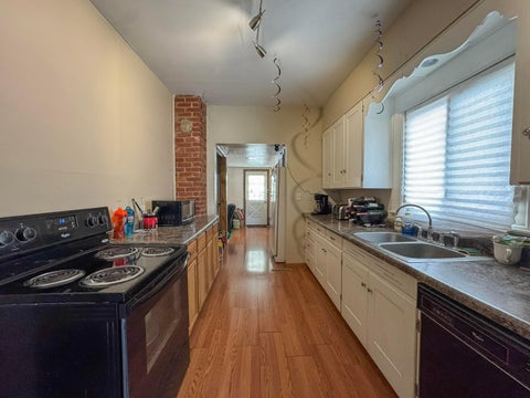 Tiny photo for 551 Pearl Street, Marion, OH 43302 (MLS # 226025933)