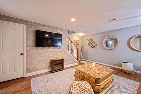 Tiny photo for 1426 Sedgfield Drive, New Albany, OH 43054 (MLS # 225038223)