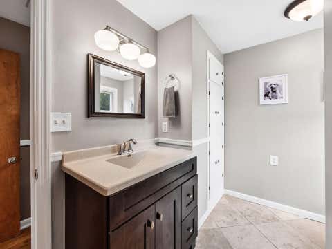 Tiny photo for 264 Carilla Lane, Columbus, OH 43228 (MLS # 226029848)
