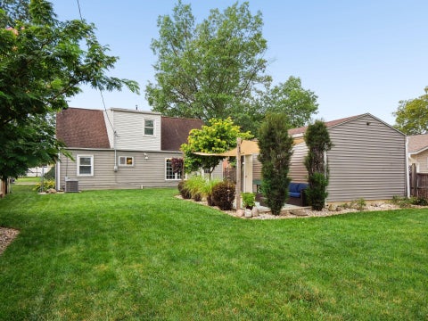 Tiny photo for 264 Carilla Lane, Columbus, OH 43228 (MLS # 226029848)