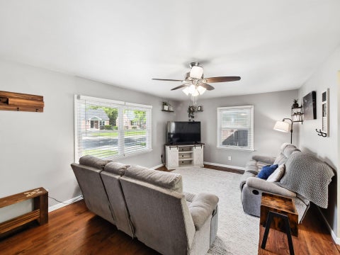 Tiny photo for 264 Carilla Lane, Columbus, OH 43228 (MLS # 226029848)