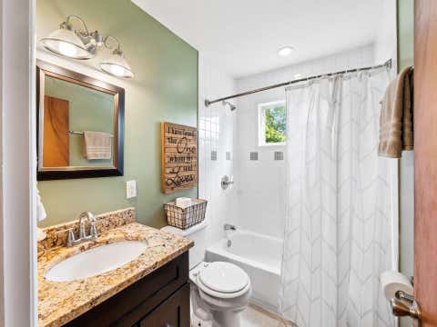 Tiny photo for 264 Carilla Lane, Columbus, OH 43228 (MLS # 226029848)