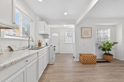 Tiny photo for 184 S Ogden Avenue, Columbus, OH 43204 (MLS # 226003530)