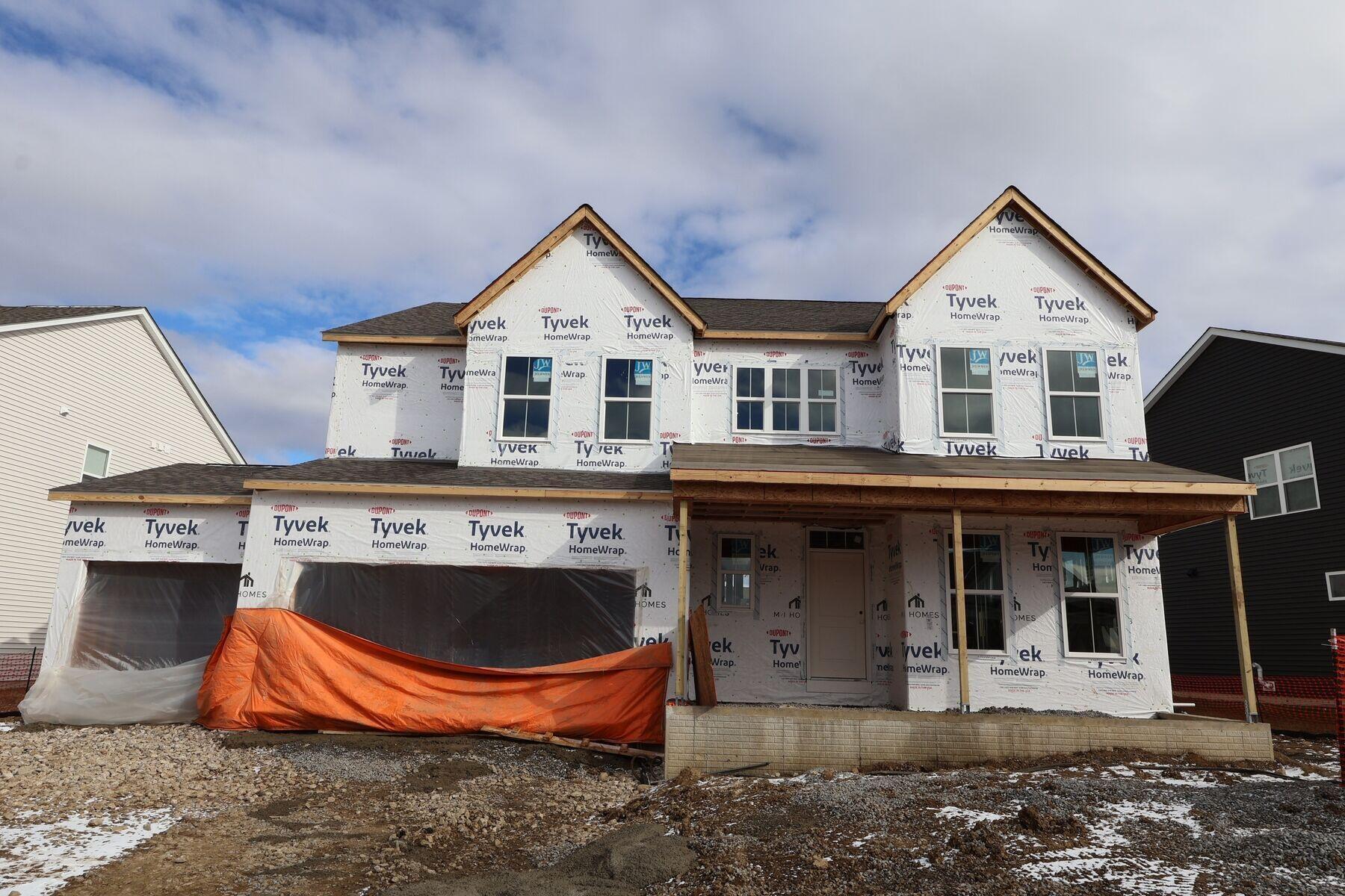 1043 Interchange Drive