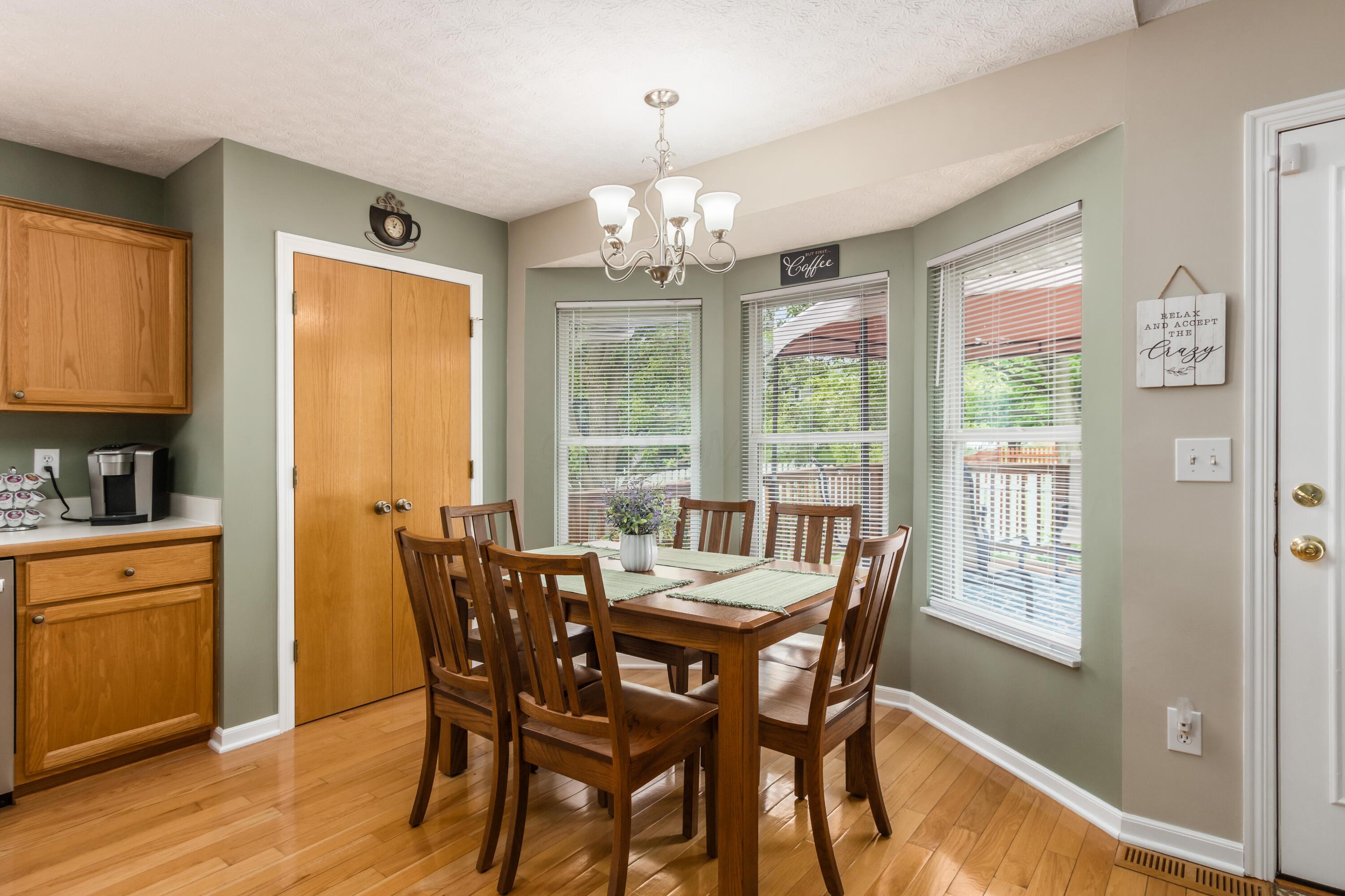 4989 Edgeley Drive, Hilliard, Ohio image 11