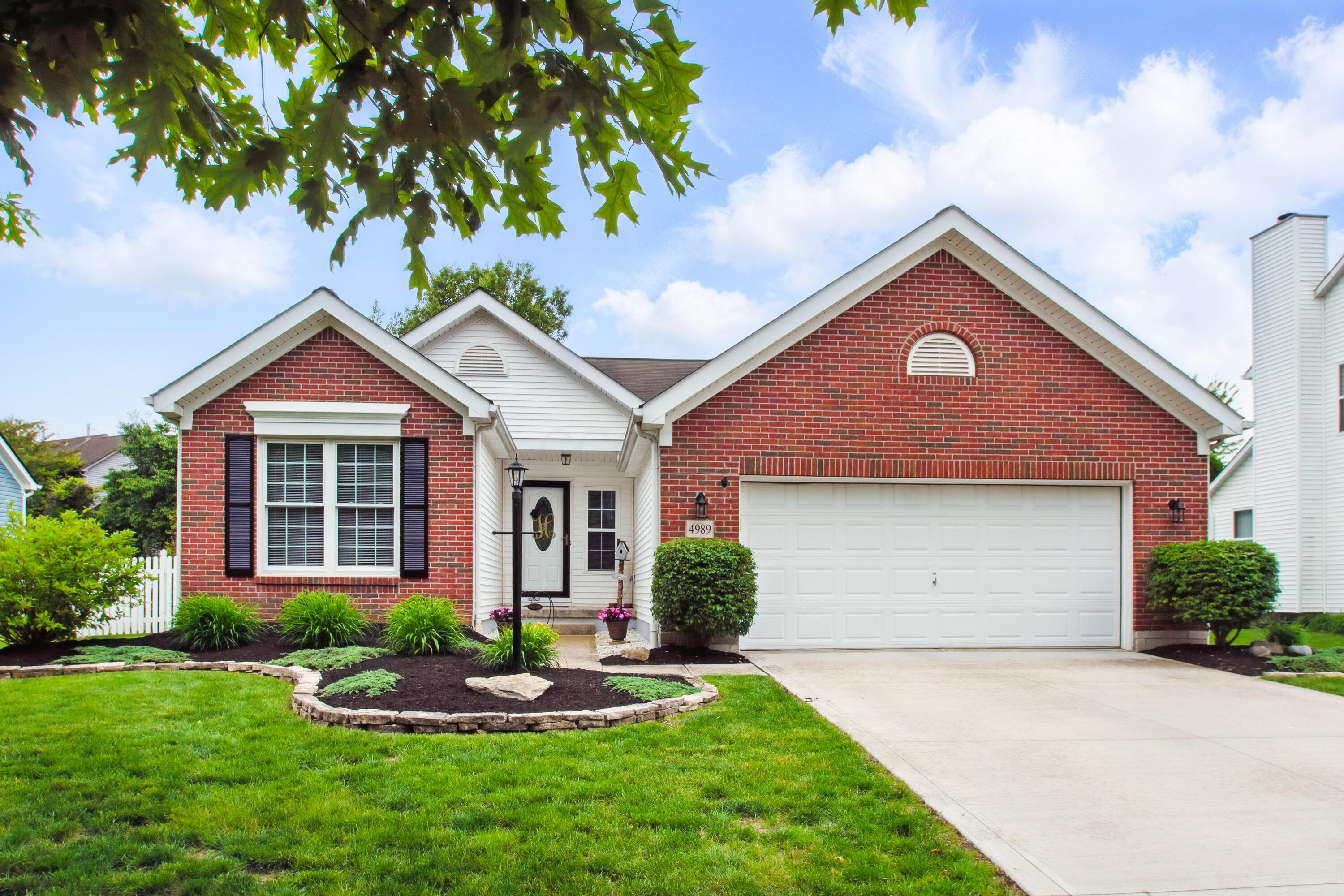 4989 Edgeley Drive, Hilliard, Ohio image 1