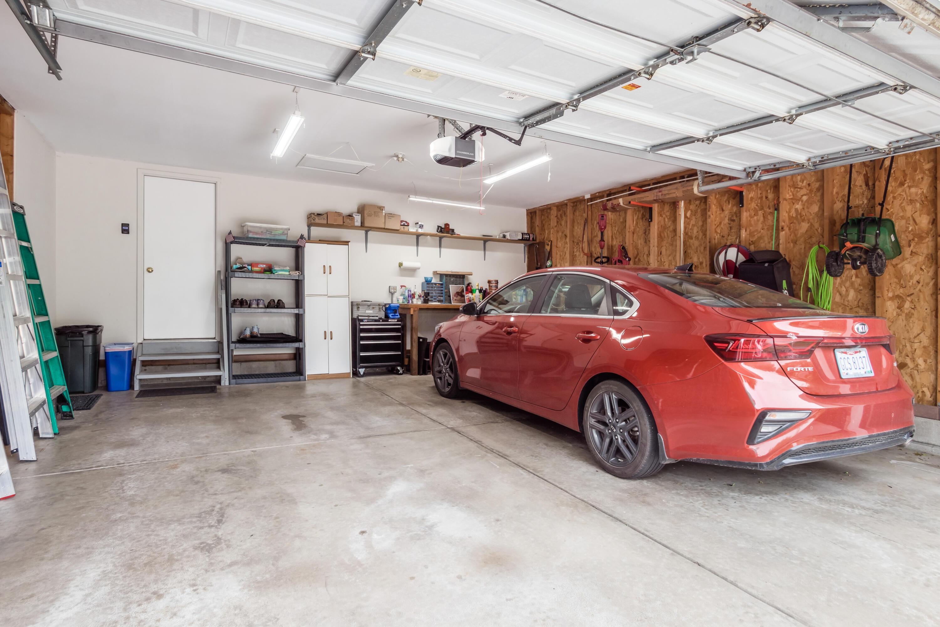 4989 Edgeley Drive, Hilliard, Ohio image 25