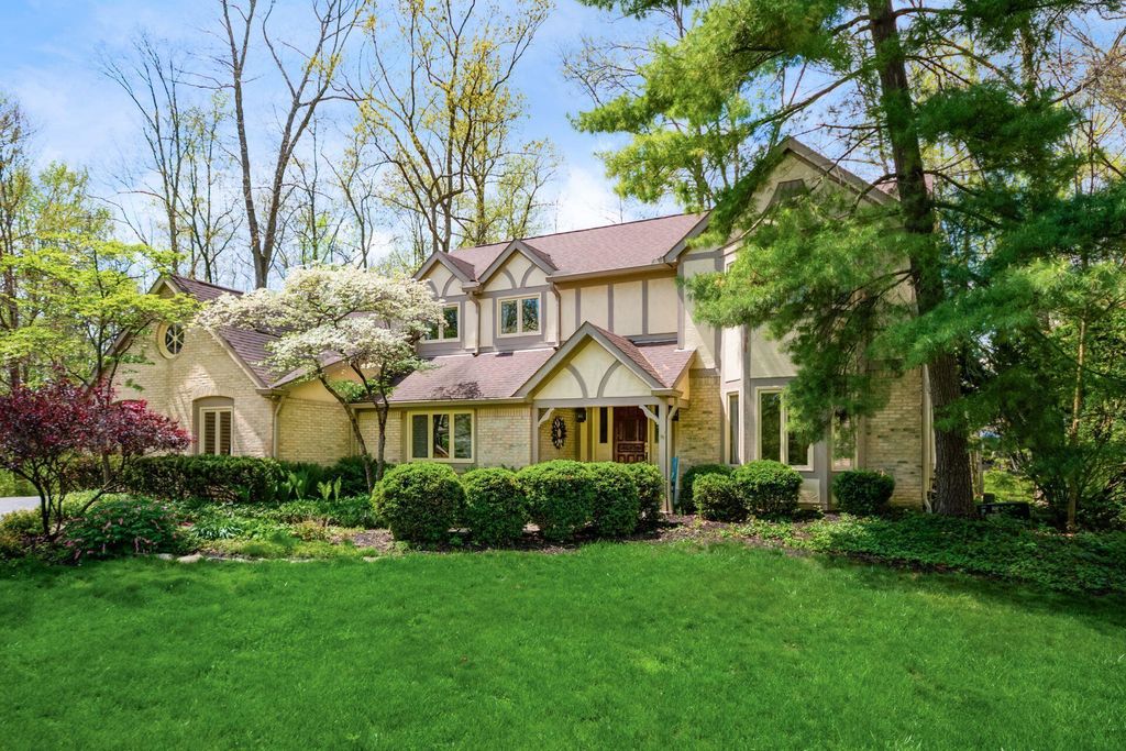 Photo of 8867 Belisle Court, Dublin, OH 43017 (MLS # 226013470)