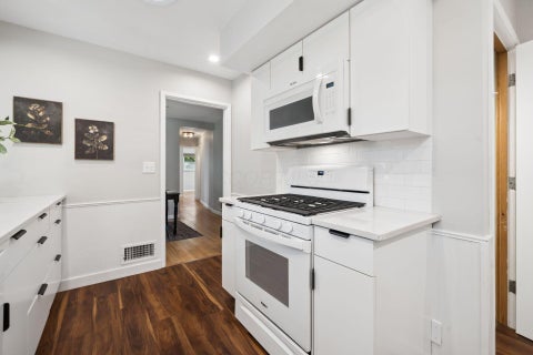 Tiny photo for 171 Village Drive, Columbus, OH 43214 (MLS # 226037264)