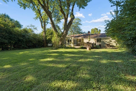 Tiny photo for 171 Village Drive, Columbus, OH 43214 (MLS # 226037264)